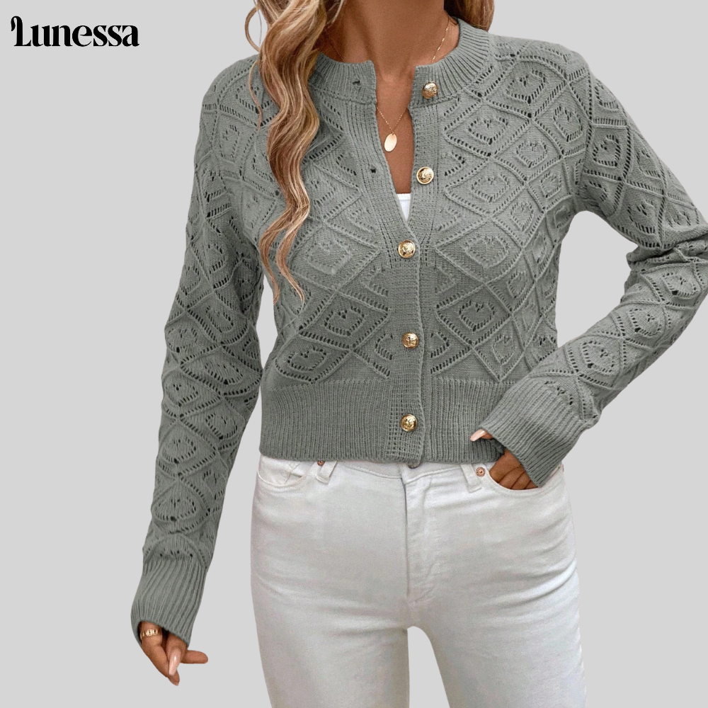 Lunessa™ Emilia Cardigan – Eleganz im Detail