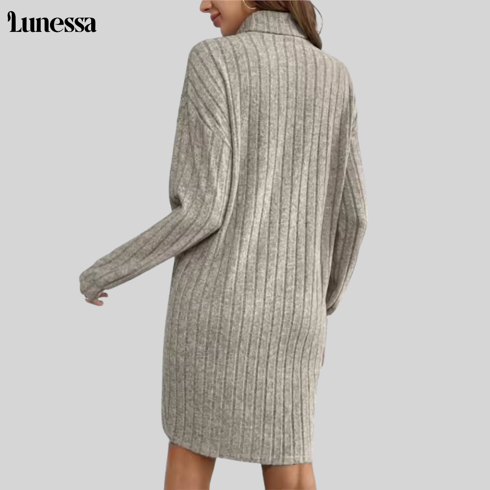 Lunessa™ Noire Élegance Strickkleid