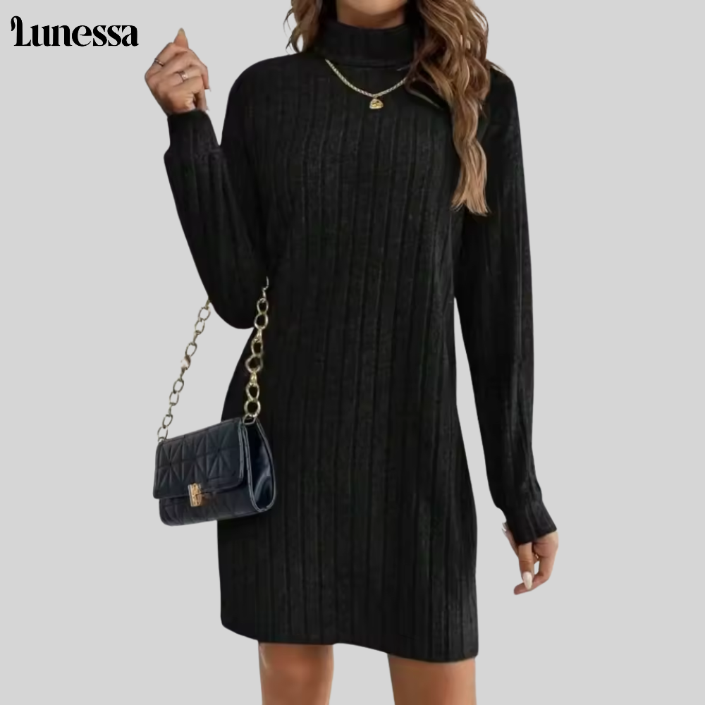 Lunessa™ Noire Élegance Strickkleid