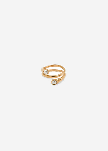 Verschlungener Ring mit Perlen - gold