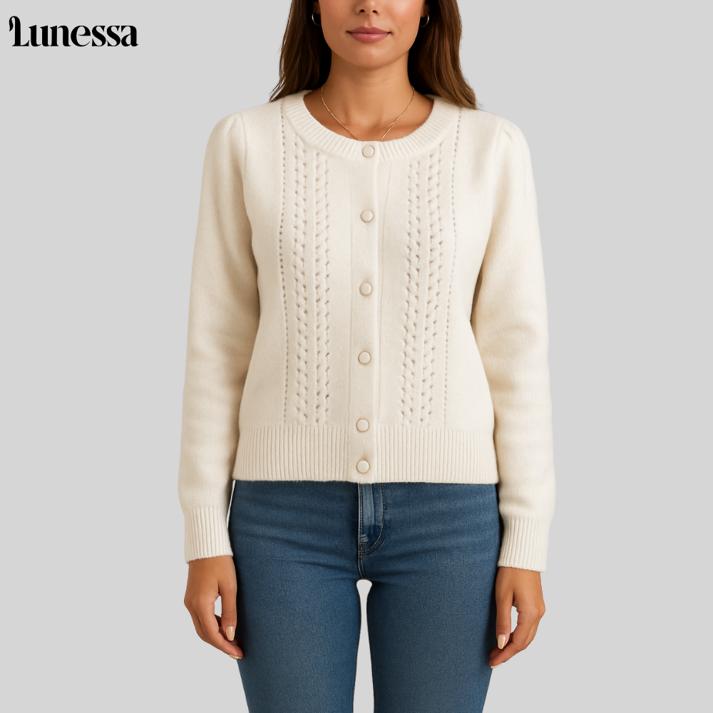 Lunessa™ Amélie Cardigan – Eleganz für Alltag & Büro