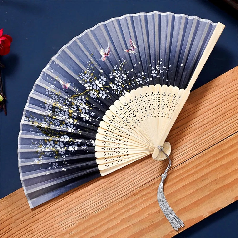 Sakura Fächer™ – Elegante Sommerfrische im floralen Design